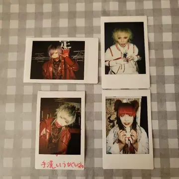 코도모 드래곤 하야토 폴라로이드 사인 포함