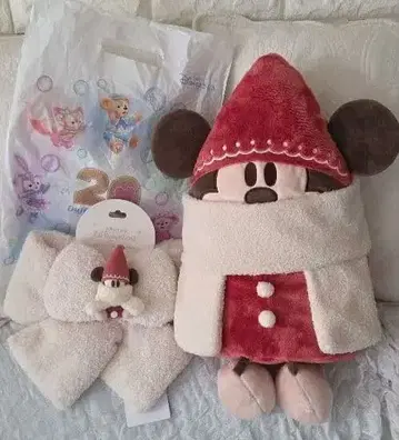 [ 미사용 새상품 ] 2025 릴린린 담요 & 머플러 세트