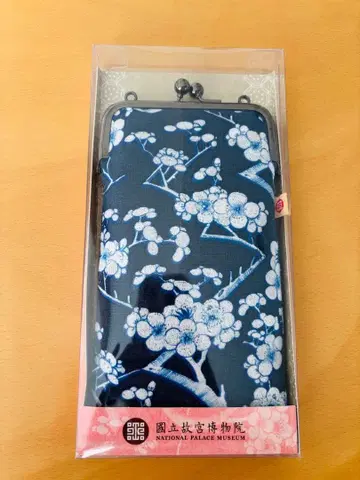 (새상품) 대만 고궁 자수 스마트폰 파우치