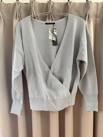 BARNYARDSTORM 라이트 그레이 V넥 가디건 F 사이즈