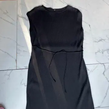 UNIQLO 슬리브리스 롱 원피스 M