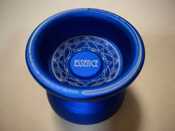 [ YYF ] Essence [1st]