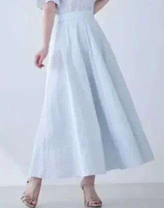 overE 스트레치 코튼 스트라이프 플레어 스커트 라이트 블루 U65