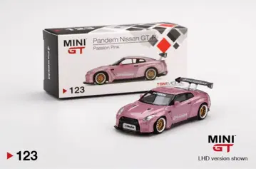 MINIGT 123 판뎀 닛산 GT-R 패션 핑크