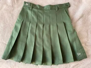 New Era 그린 플리츠 스커트