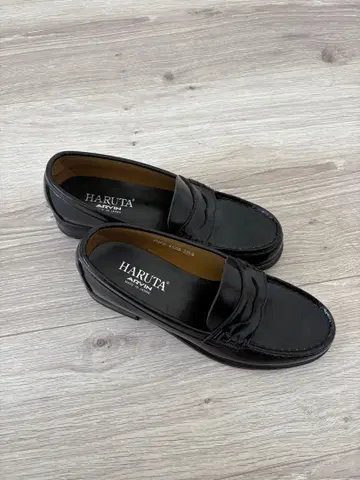 HARUTA 로퍼 블랙