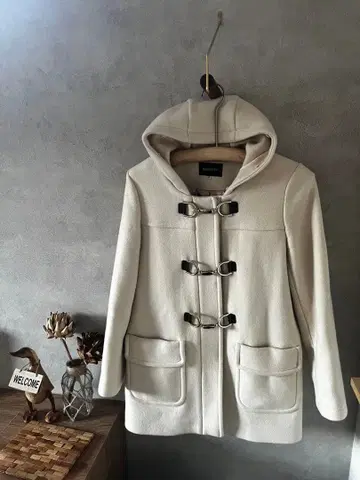 아이보리 더플 코트 후드 부착