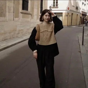 MIX PATTERN KNIT VEST / beige