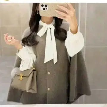 완판템 UNITED ARROWS 폭스 캐시미어 케이프