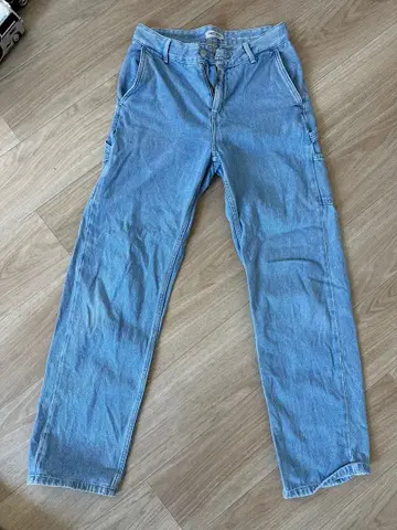 Carhartt 릴랙스 스트레이트 데님 라이트 블루 25(S)