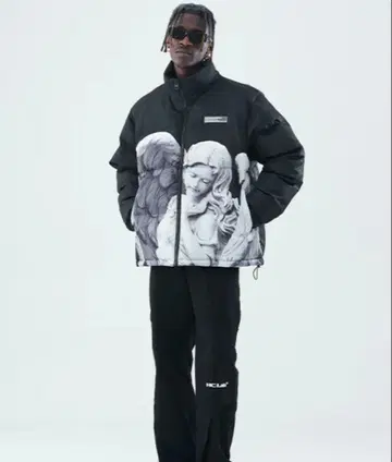 완판템 HARSH AND CRUEL 다운 자켓