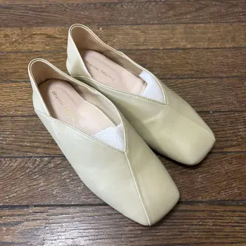 미사용 새상품 ORientcl TRaffic 스퀘어토 펌프스 36