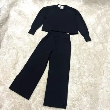 새상품 UNOHA 트레이닝복 셋업 블랙 M 사이즈