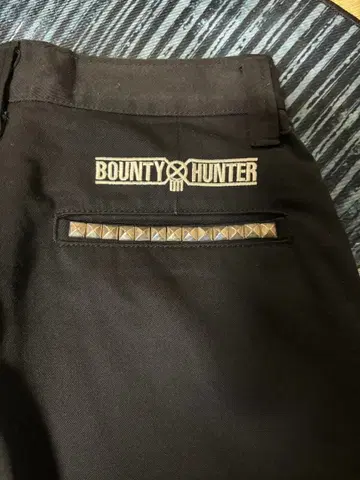 Bounty Hunter 스터드 팬츠