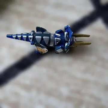 가격 인하! DX 초합금 폭룡전대 아바렌쟈