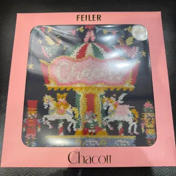 차코트 페이러 홀리데이 시즌 한정판 디자인 손수건 라즈베리