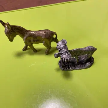 말과 루돌프 금속 피규어 세트