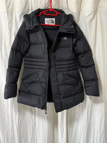 THE NORTH FACE 블랙 다운 자켓