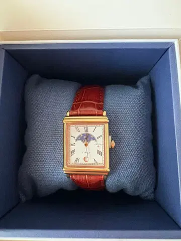 Noah x Timex 문 페이즈 워치 '브라운'