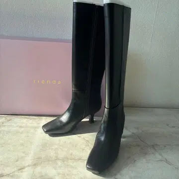 새상품 리엔다 롱 부츠 스퀘어토 가죽 하이힐 블랙 S