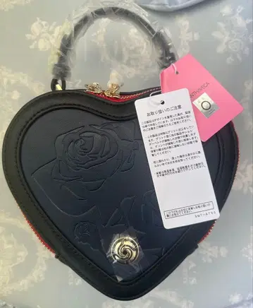 SAMANTHAVEGA 하트형 숄더백 주술회전 쿠기사키 노바라