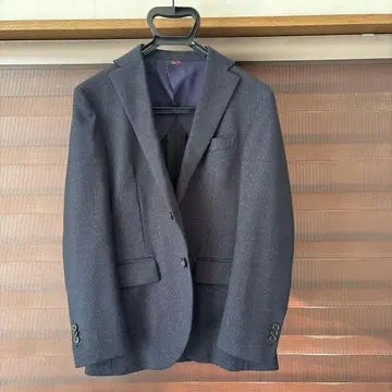 다크 네이비 비즈니스 정장