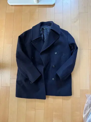 유니클로 네이비 +J 코트