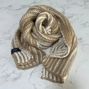 23구 베이지 x 화이트 니트 머플러