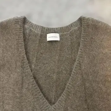 그린 라벨 V넥 니트 베스트