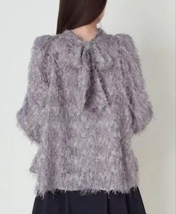 [ SNIDEL ] 자카드 볼륨 블라우스