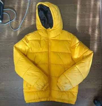 H&M DIVIDED 노랑 다운 자켓