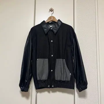 VACANCY 이소재 절개 자켓