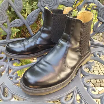 닥터마틴 사이드 고어 부츠