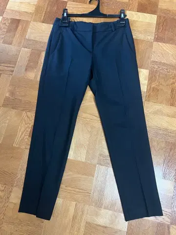 theory 블랙 슬랙스 사이즈 0