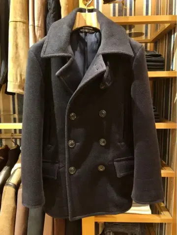 AUBERGE x Brilla per il gusto 피 코트