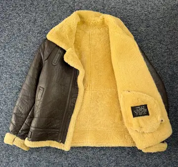 새상품급 U.S.ARMY B-3 플라이트 자켓 무스탕