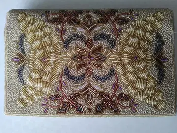 비즈 자수 클러치백 골드 계열