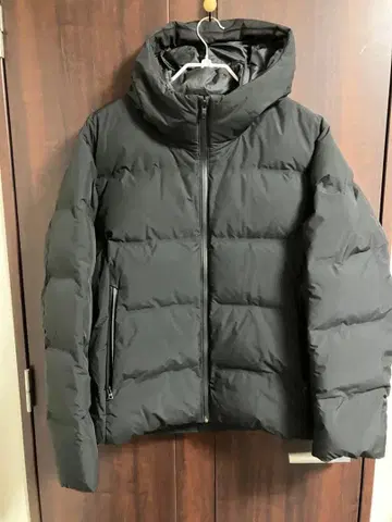 유니클로 심리스 다운 파카 XL