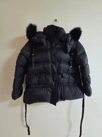 미착용 새상품 다운 자켓 M 블랙