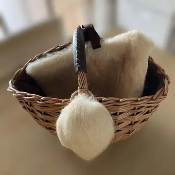 카카투 퍼 포함 바스켓백