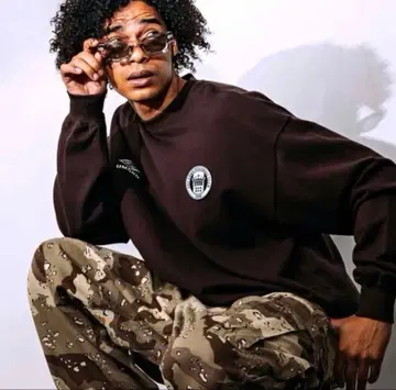 UMBRO 엄브로 크루넥 맨투맨