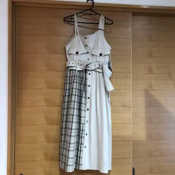 REDYAZEL 체크 절개 원피스