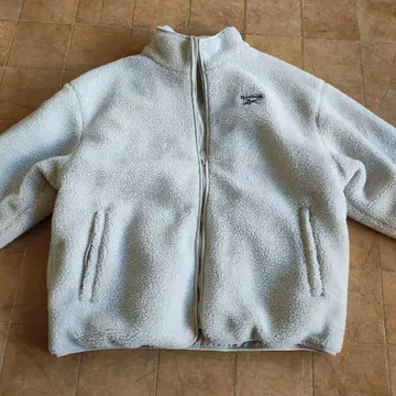 Reebok 플리스 자켓 화이트