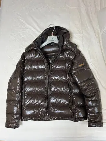 HETREGO 후드 부착 다운 자켓 브라운 이탈리아제