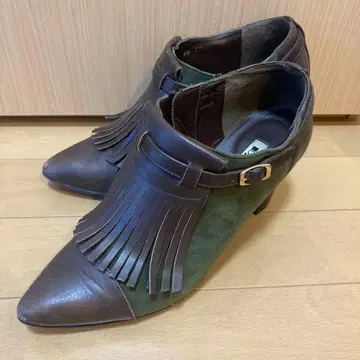 다이애나 D.IANA 프린지 부츠 올리브 그린/브라운