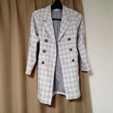 체크 무늬 더블 브레스트 코트 252