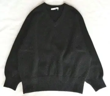 AQUA V넥 풀오버 블랙