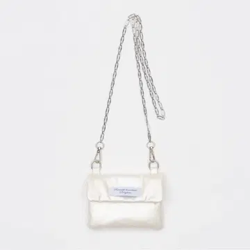 스미온 체인 컴팩트 파우치 백 화이트