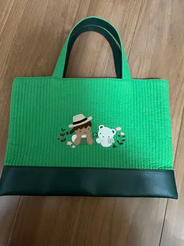 패밀리아 비오는날 콜라보 백