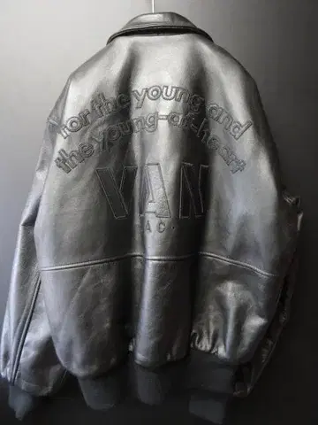 VAN JAC [ 올 가죽 바시티 자켓 ] 스타디움 자켓